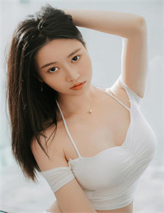 铃原爱蜜莉灰毛衣